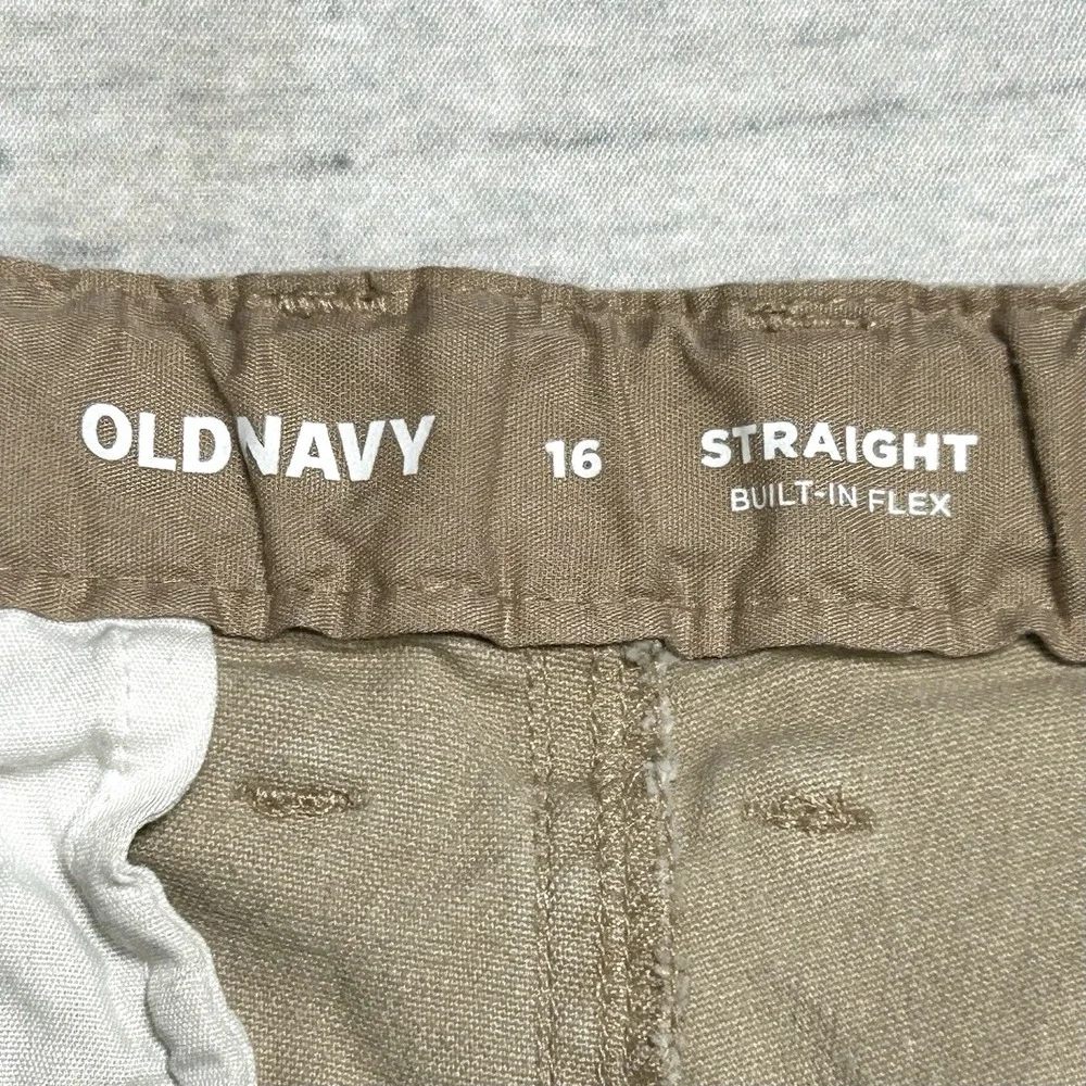 Old Navy Boy's Straight Built-In Flex Adjustable Waist Khaki Pants. Size 16.